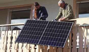 fotovoltaico-da-balcone,-batterie-e-bike-per-stoccare-l’energia