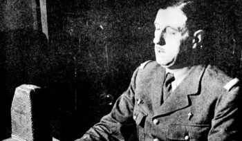 il-mito-immortale-di-charles-de-gaulle:-parigi-liberata-dai-nazisti