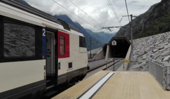 frejus-aperto,-ma-chiuso-il-tunnel-del-gottardo:-cosa-succede