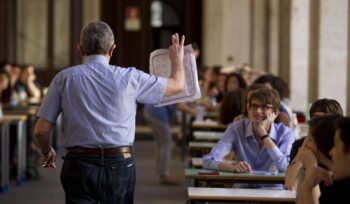 stipendio-docenti-in-aumento:-cosa-cambia-da-dicembre