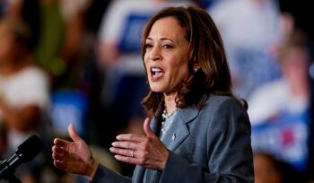 kamala-harris-fa-il-pieno-di-donazioni-dopo-il-ritiro-di-biden,-raccolti-46-milioni-di-dollari