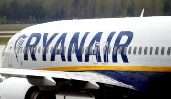 ryanair,-crolla-l’utile-a-46%-nel-primo-trimestre:-calo-del-prezzo-dei-biglietti-in-arrivo?