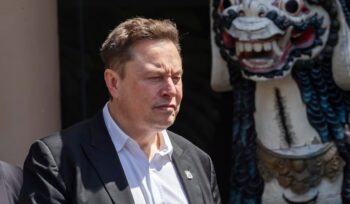 elon-musk-smentisce-i-45-milioni-al-mese-a-trump:-harris-fa-record-di-donazioni