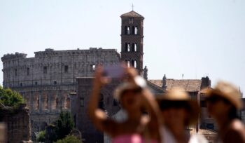 turismo,-roma-prima-capitale-d’europa-con-+45%-di-presenze:-la-classifica