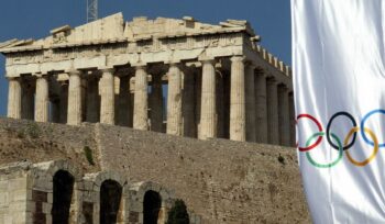 le-olimpiadi-di-atene-del-2004-furono-l’inizio-del-default-per-la-grecia?-cosa-rimane-a-vent’anni-di-distanza