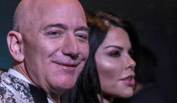 crollo-dei-mercati,-quali-miliardari-hanno-perso-di-piu:-jeff-bezos-brucia-6,5-miliardi-in-24-ore