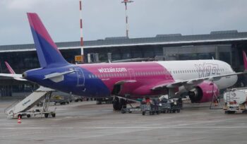 wizz-air-lancia-“all-you-can-fly”,-ma-e-conveniente-solo-per-il-turismo-mordi-e-fuggi