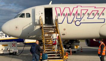 all-you-can-fly-wizz-air,-la-compagnia-ha-cambiato-le-condizioni:-scoppia-la-polemica