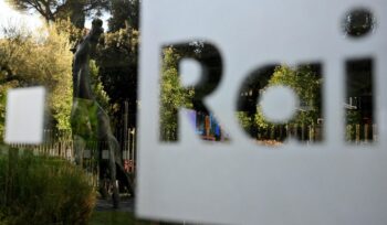 canone-rai-da-90-a-70-euro,-non-ci-sara-la-proroga-per-il-2025:-rischio-rialzi-in-bolletta