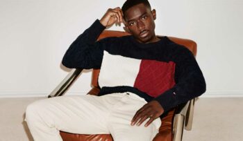 tommy-hilfiger-holiday-2024:-magia-natalizia-con-damson-idris-e-sofia-richie-grainge