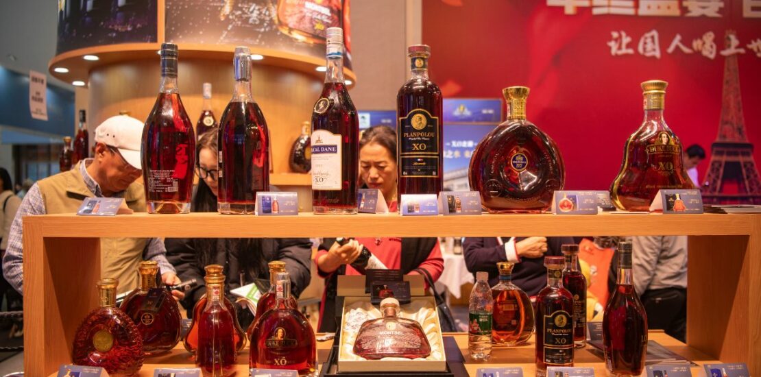 la-guerra-dei-dazi-tra-ue-e-cina-sul-brandy-e-arrivata-a-un-punto-di-non-ritorno-(per-ora)