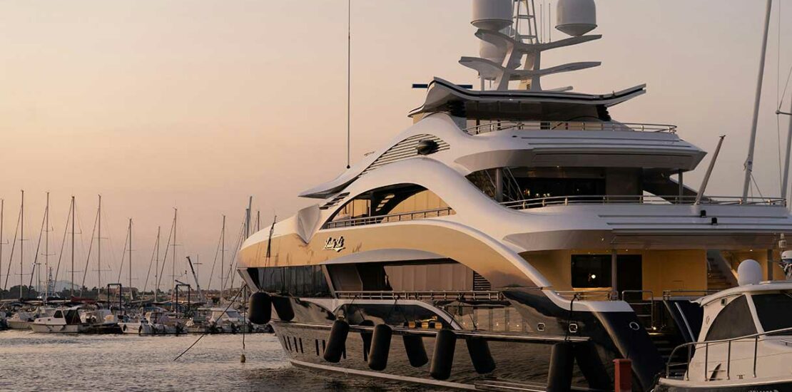 alta-moda-e-mare:-come-le-grandi-case-del-lusso-arredano-gli-yacht